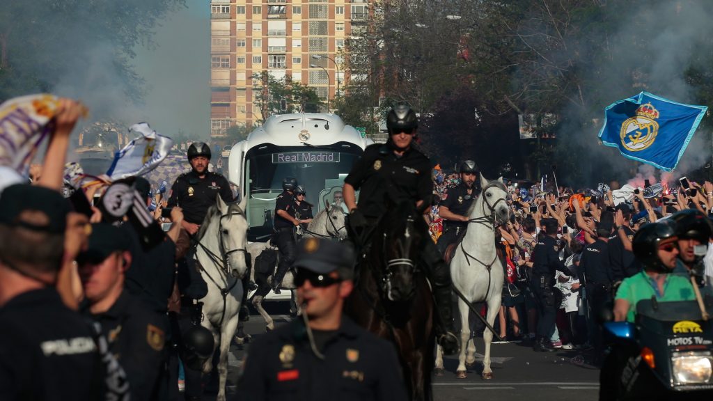 autobús Real Madrid Bernabéu