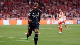 Vinicius marcó los dos goles del Real Madrid en Múnich. (Getty)