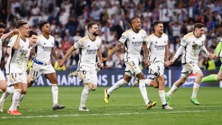 Los jugadores del Real Madrid celebran el pase a la final. (Europa Press)