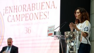 Isabel Díaz Ayuso en su discurso en el recibimiento al Real Madrid. (EFE)