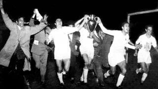 El Real Madrid celebra su primera Copa de Europa. (Realmadrid.com)