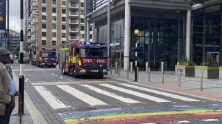 Los bomberos, en las inmediaciones de Wembley.