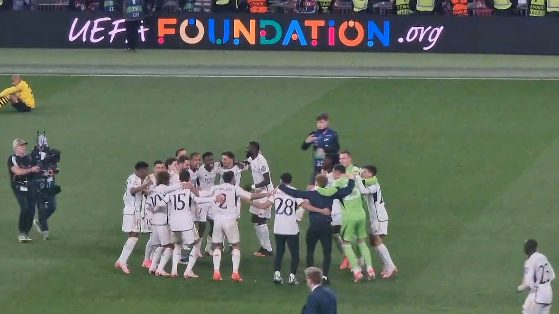 Así fue la increíble celebración de los jugadores del Real Madrid tras ...