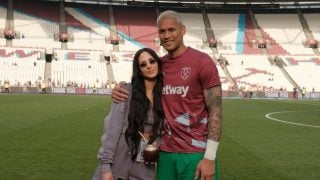 Areola y su mujer tras un partido del West Ham. (Foto: Marrion Areola)