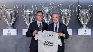 Lucas Vázquez junto a Florentino Pérez. (Real Madrid)