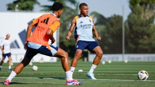 Mbappé y Bellingham, en un entrenamiento. (Realmadrid.com)