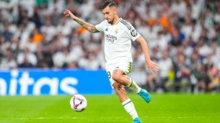 Dani Ceballos en el partido ante el Betis. (Europa Press)