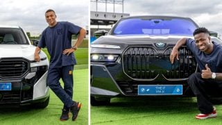 La plantilla del Real Madrid recibió los coches de esta temporada. (Realmadrid.com)