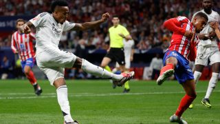 Militao en el momento del gol ante el Atlético. (Getty)