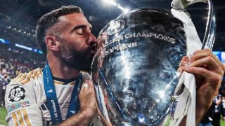 Dani Carvajal posa con la ‘Orejona’ tras ganar la Champions el año pasado. (Foto: Dani Carvajal)