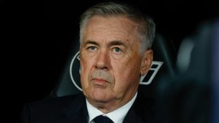 Ancelotti, durante el Clásico contra el Barcelona. (EFE)