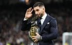 Ilia Topuria, en su homenaje en el Santiago Bernabéu. (GETTY)