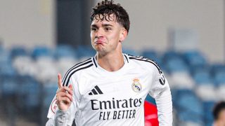 Hugo de Llanos celebra su doblete con el Castilla. (Realmadrid.com)