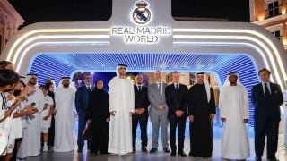 El Real Madrid en la inauguración del parque temático en Dubái. (realmadrid.com)