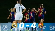 Las jugadoras del Barcelona celebran un gol.