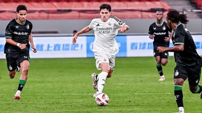 José Antonio Reyes jr. con el Real Madrid. (@_josereyeslopez_)