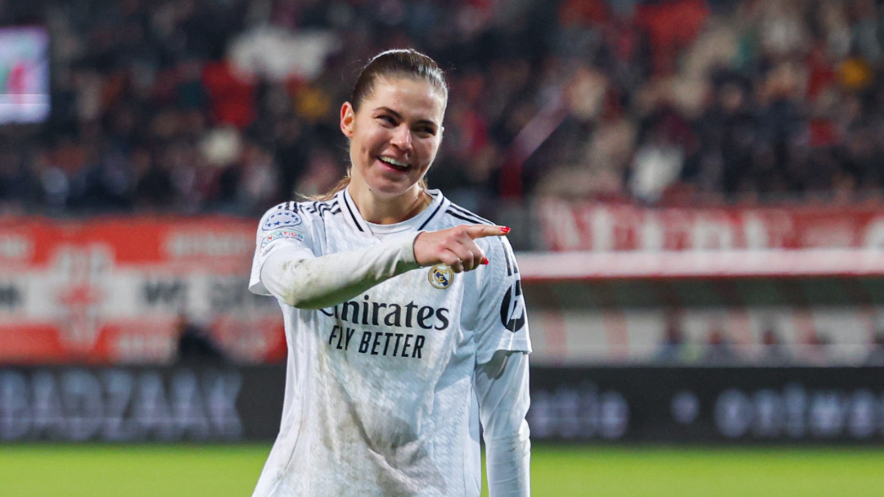 El Real Madrid recupera la sonrisa en la Champions League