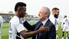 Florentino Pérez y Vinicius Junior. (Real Madrid)