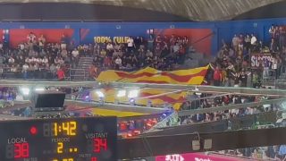 La estelada gigante del Barça.