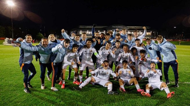 El Juvenil A del Real Madrid tras la victoria en Liverpool. (realmadrid.com)