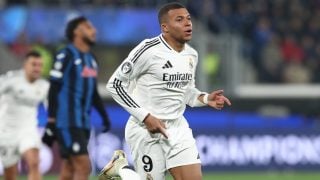 La celebración de Mbappé en su gol en Bérgamo. (Getty)