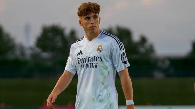 Víctor Muñoz con el Real Madrid Castilla. (@victormunoz.7)