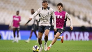 Mbappé y Arda Güler en un entrenamiento. (Realmadrid.com)