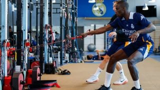 Mendy en el gimnasio de Valdebebas.