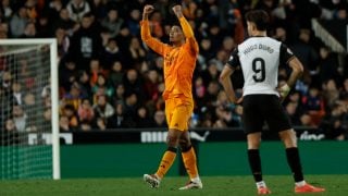 Jude Bellingham celebra su gol al Valencia. (EFE)