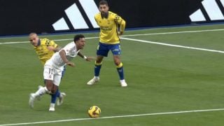 El penalti de Sandro sobre Rodrygo.