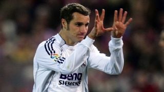 Iván Helguera, durante un partido con el Real Madrid. (Getty)