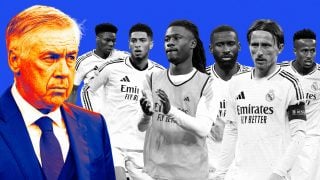 Ancelotti y los jugadores apercibidos del Real Madrid.