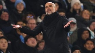 Guardiola, durante un partido ante el Real Madrid. (Getty)