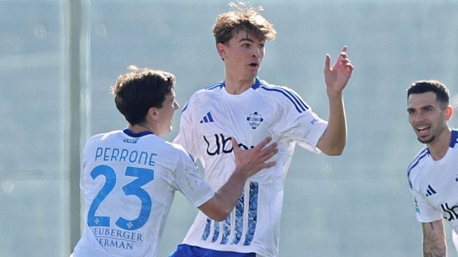 Nico Paz celebrando su diana ante la Fiorentina. (Getty)