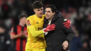 Andoni Iraola con Kepa Arrizabalaga en el AFC Bournemouth. (Getty)