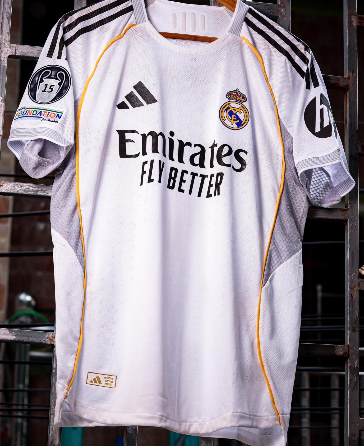 La camiseta local del Real Madrid para la temporada 2025-26.