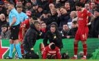 Trent Alexander-Arnold en el momento de su lesión con el Liverpool. (GETTY)