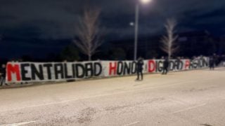 La pancarta del Frente Atlético.