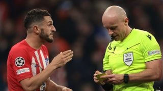 Marciniak con Koke, en un partido del Atlético. (Getty)