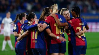 Las jugadoras del Barcelona celebran un gol. (EFE)