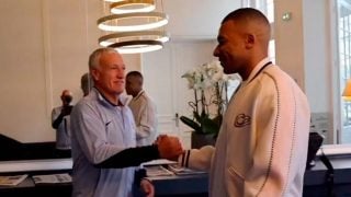 Mbappé con Deschamps.