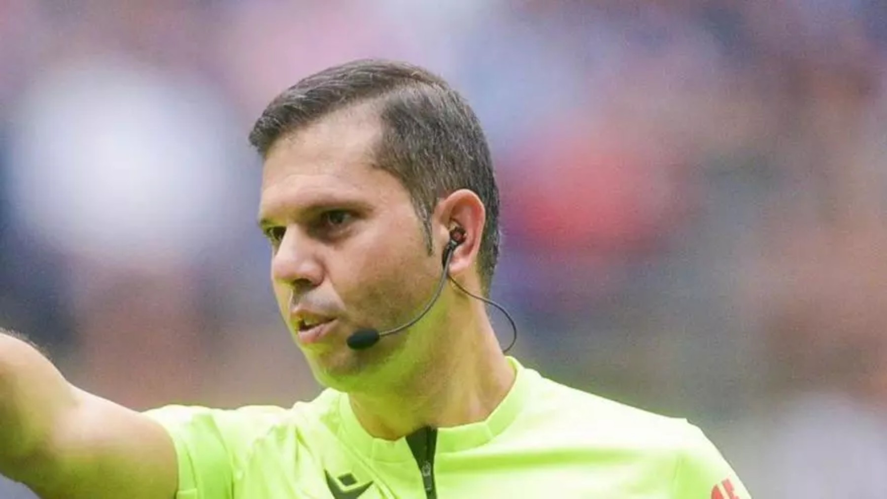 Trujillo Suárez, el árbitro de VAR que no para de machacar al Real Madrid