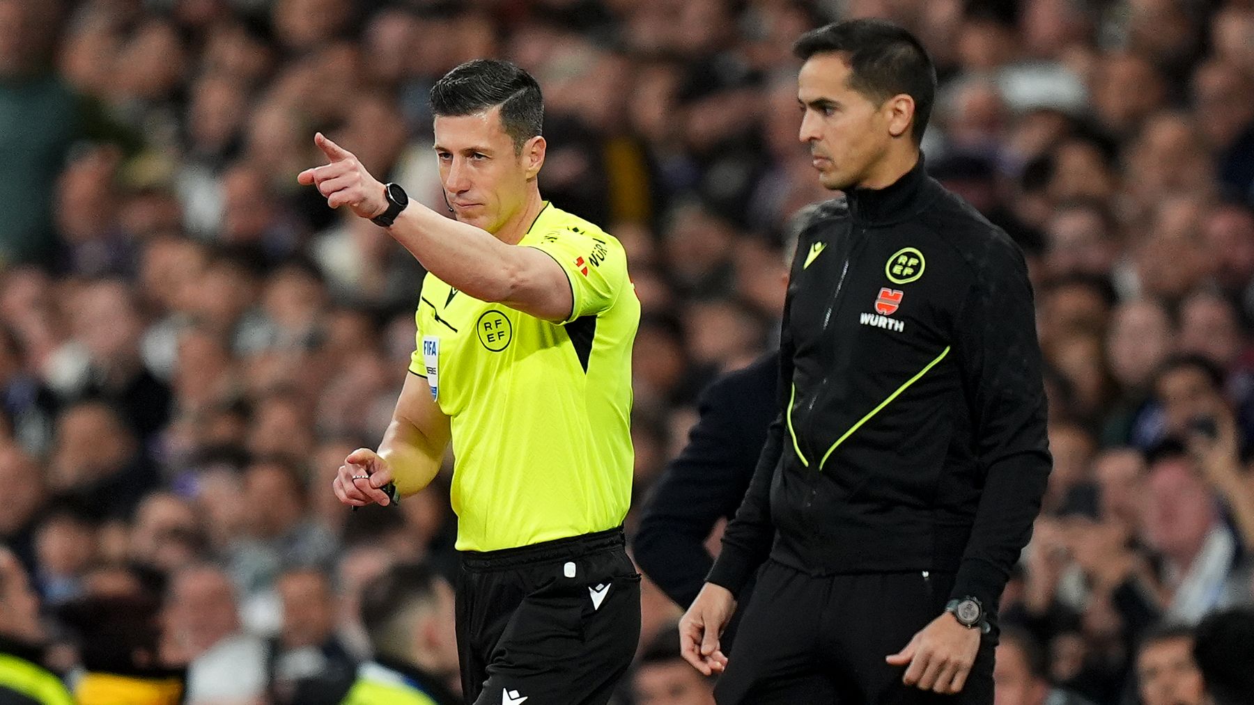 El árbitro que la lió en el Clásico repite para el Villarreal - Real Madrid