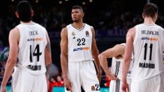 Deck, Tavares y Hezonja en el Real Madrid-Bayern. (EP)