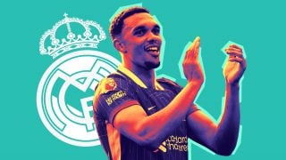 Alexander-Arnold y el escudo del Real Madrid.