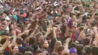 Los hinchas del Barça gritaron «¡Asencio, muérete!» en la celebración del título de Liga.