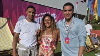 Trent Alexander-Arnold en su fiesta de despedida.