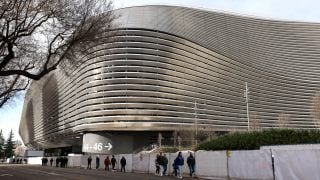 El Santiago Bernabéu por fuera. (Getty)