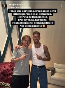 Sergio Ramos se despide de Luka Modric. (@sergioramos)