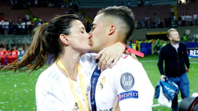 Lucás Vázquez y su mujer.